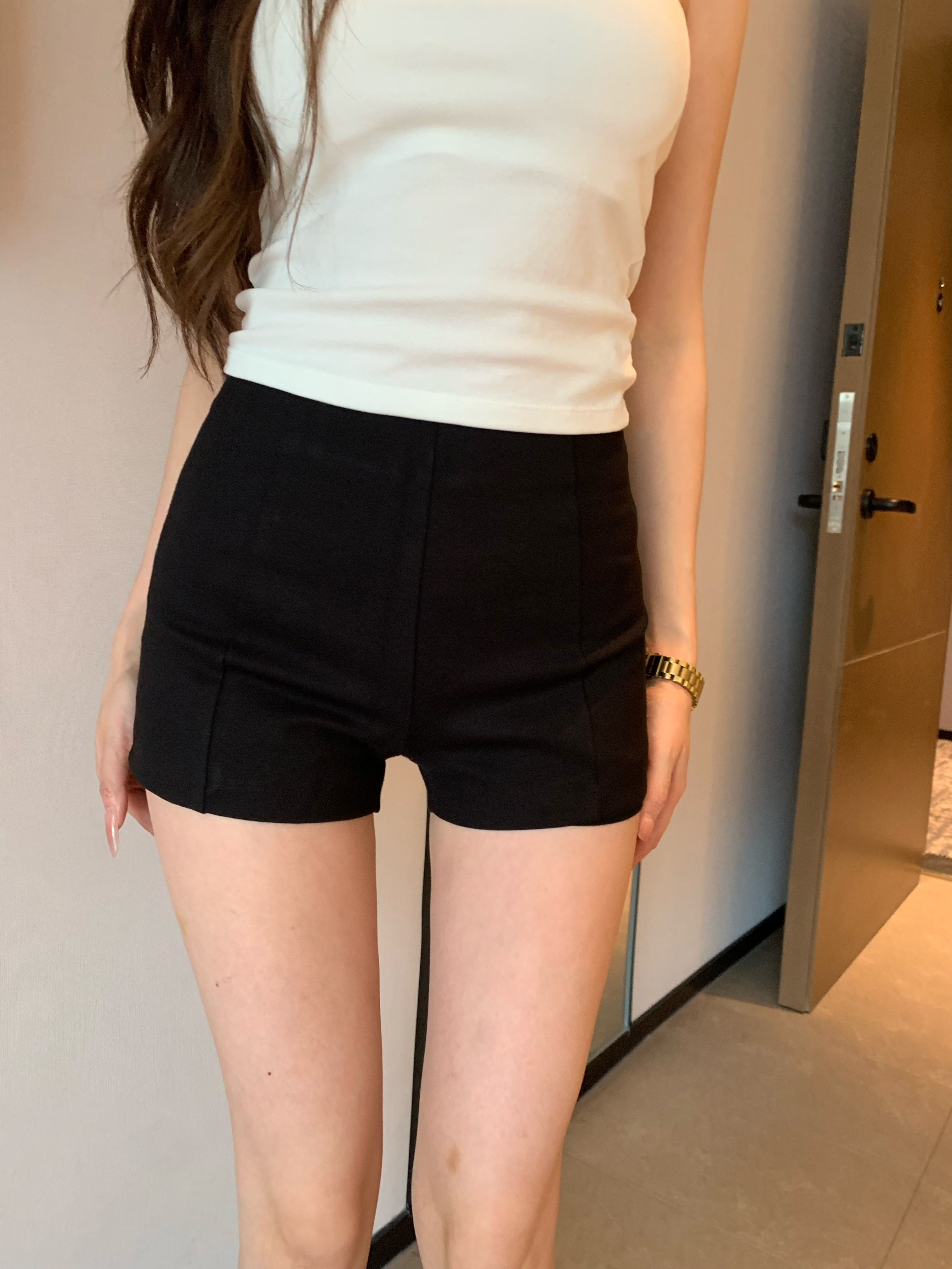 2025春夏装黑色短裤修身高腰热裤热辣紧身超短裤女秋冬季外穿裤子