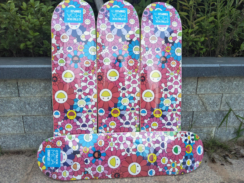 双翘春村上隆太阳花专业7层冷压枫木滑板男女初学墙面室内装饰板