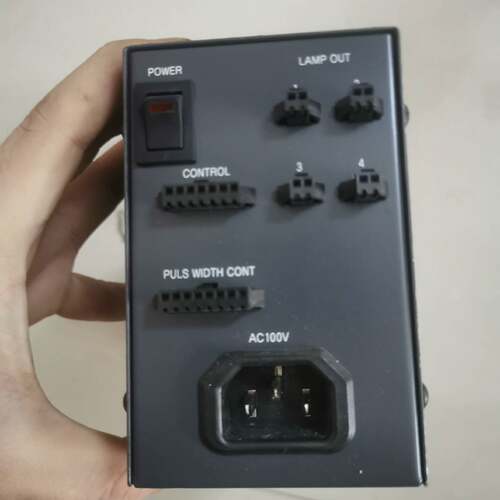 可维修VDT-3012-4 4通道 光源控制器 2孔 100V输入议价