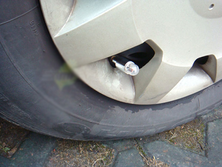 Eclairage pour vélo - feux de Valve - Ref 2402985 Image 4