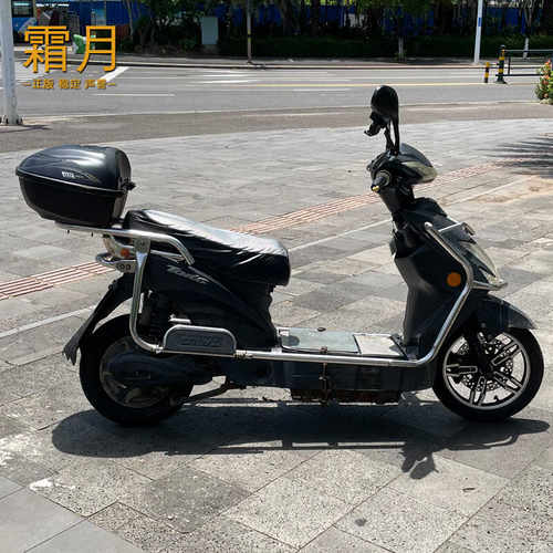 海南海口电瓶车出租电动车租赁租借台铃电动自行车骑楼老街电车