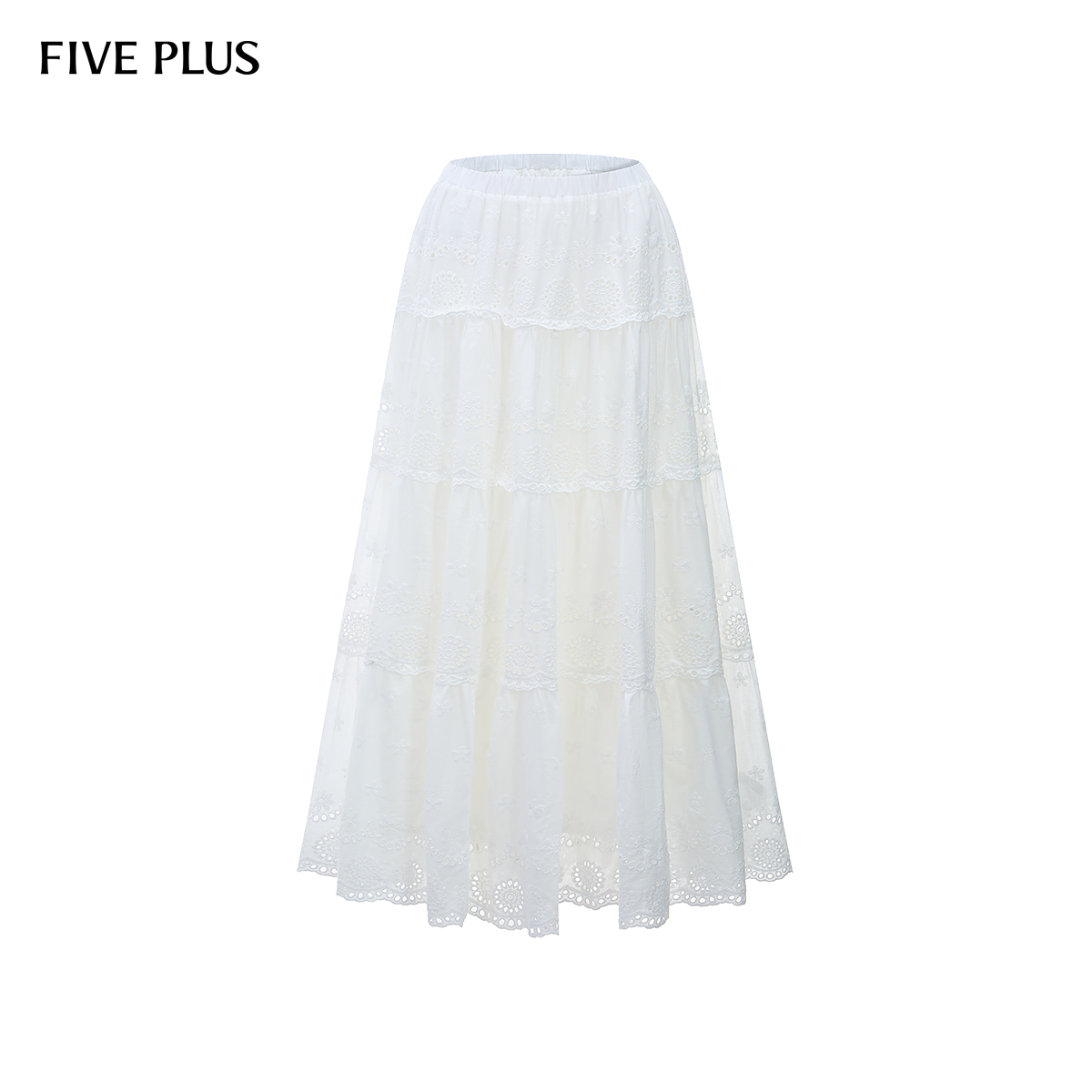 裙身重工镂空绣花工艺