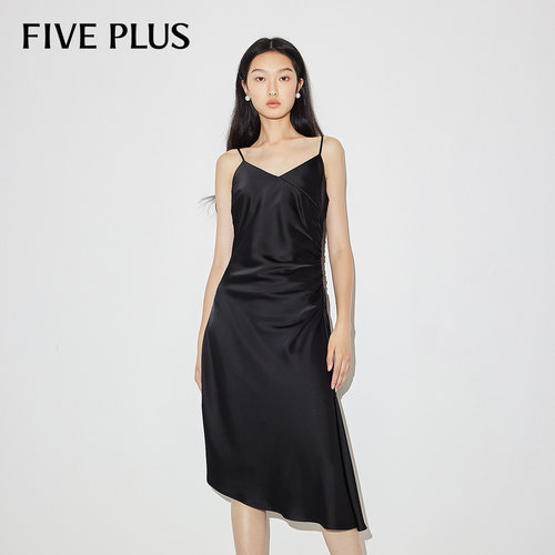 FIVEPLUS法式缎面吊带连衣裙