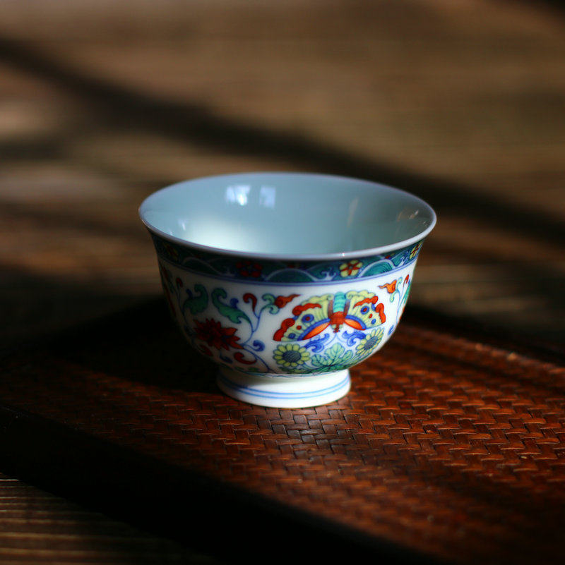 景德镇御晴堂斗彩团蝶单杯 品茗茶杯 主人杯