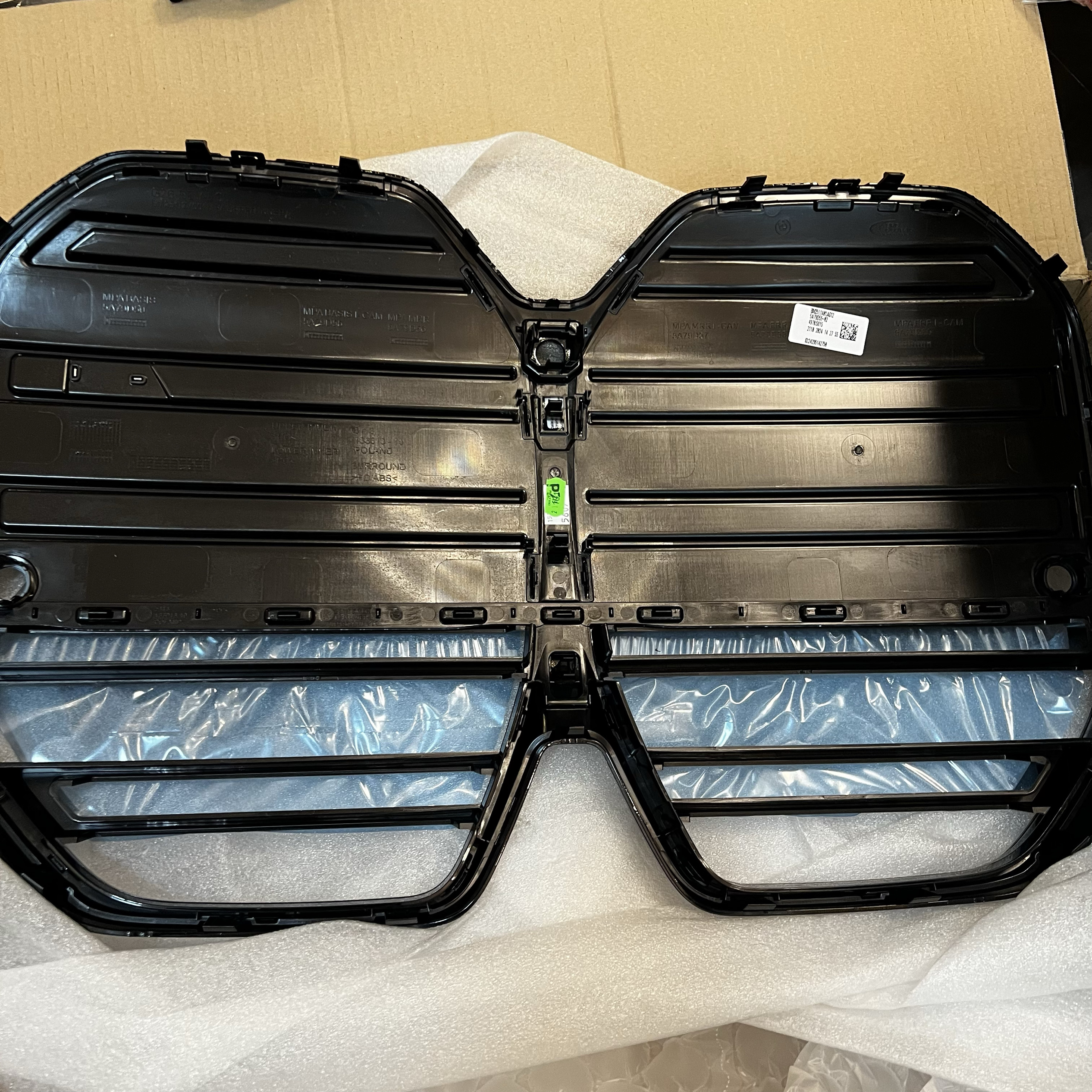 宝马新款i4系G26GC双门M440i全新原厂正品亮黑中网保险杠装饰格栅