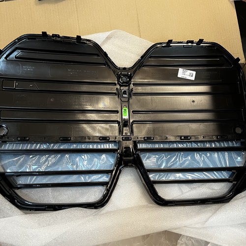 宝马新款i4系G26GC双门M440i全新原厂正品亮黑中网保险杠装饰格栅