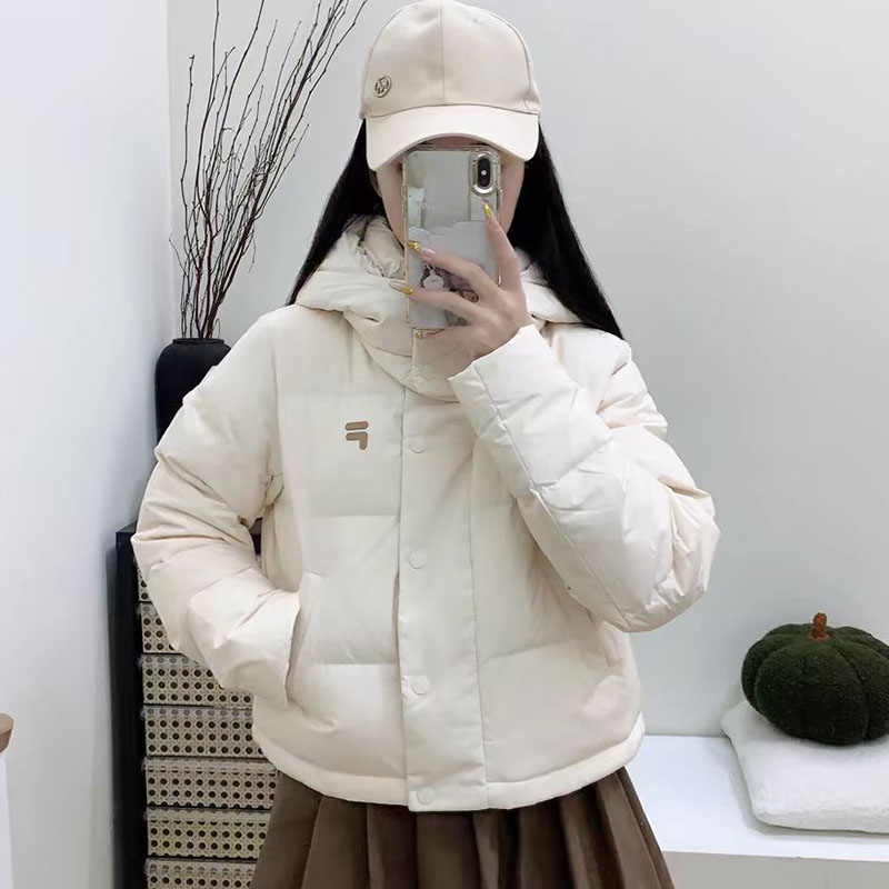 斐乐女款运动羽绒服宽松外套