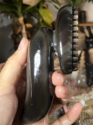 水牛角黑金刚株牛角莲蓬面部刮痧板美容棒经络