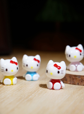 hellokitty手工琉璃玻璃小摆件可爱迷你KT哈喽凯蒂工位桌面装饰品