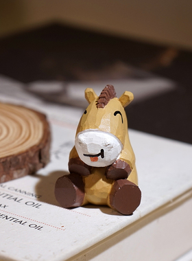 午马手工木雕小摆件卡通