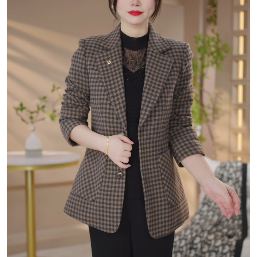 气质修身格子西装外套女2026年春秋新款洋气百搭休闲大码西服上衣