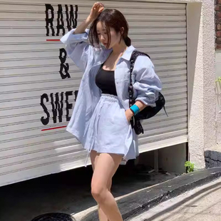 韩国东大门薄款防晒蓝色衬衫女夏季宽松懒惰风休闲套装短裤两件套