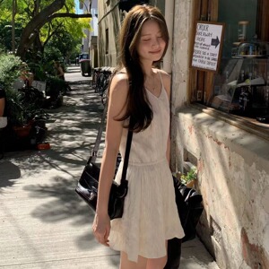韩国东大门2026夏装新款气质甜美V领无袖连衣裙女褶皱叠穿吊带裙