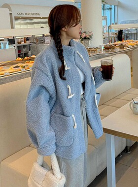 韩国东大门减龄牛角扣立领宽松加厚羊羔毛外套女大口袋保暖大衣