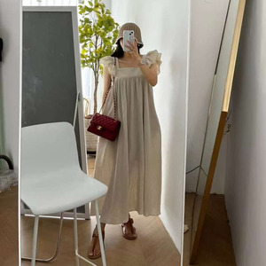 韩国东大门2024夏季新款木耳边飞飞袖方领拼接褶皱背心连衣裙女