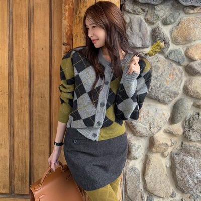 韩国撞色菱格纹针织毛衣开衫外套
