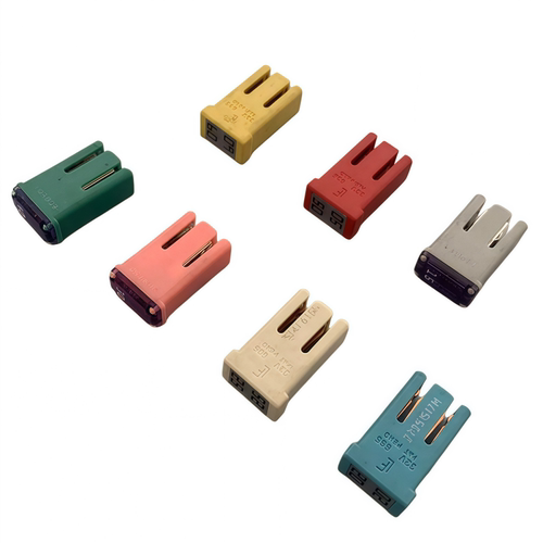 进口汽车方形带开槽保险丝适用别克福特沃尔沃新能源15A30A40A60