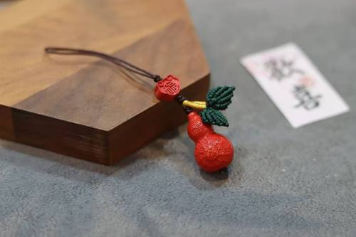 原创设计高含量高品质朱砂葫芦挂件～