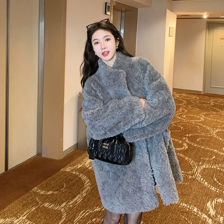 凛冬至岛全羊毛外套女冬2025新款羊剪绒皮毛一体中长款皮草大衣