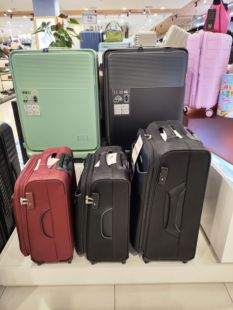 美旅拉杆箱小型行李箱女20寸登机箱万向轮密码箱男旅行箱24寸DA2