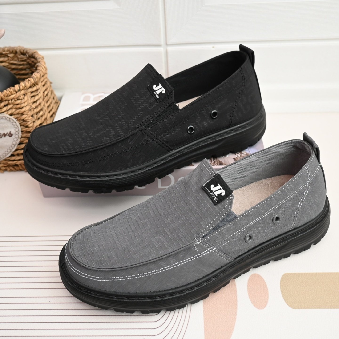 26春季新款老北京布鞋透气宽脚圆头一脚蹬宽松软底休闲开车男单鞋,流行男鞋,布鞋,淘宝优惠券,粉丝福利购,淘宝优惠卷