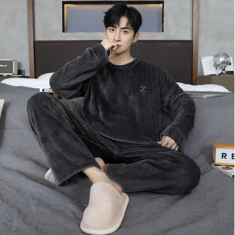 睡衣男士秋冬款冬季珊瑚绒加厚加绒保暖法兰绒家居服冬天套头大码