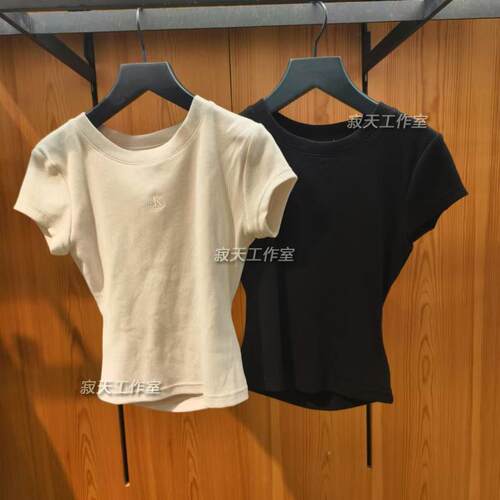47AB208 CK Jeans25春夏新款女士潮流休闲镂空辣妹正肩短袖T恤