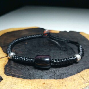 精品天然黑曜石手编手串搭配银珠南红玛瑙扣子手链 假一赔十