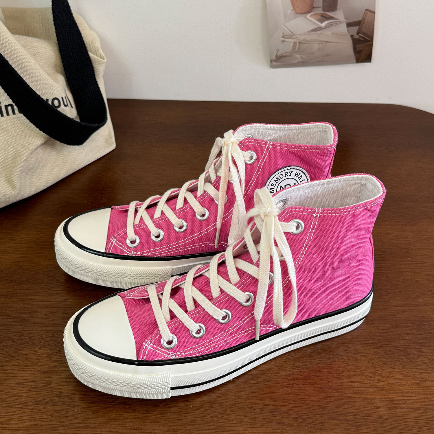 粉色男女同款情侣款百搭休闲平底透气青春港风复古时尚新款帆布鞋,流行男鞋,帆布鞋,淘宝优惠券,粉丝福利购,淘宝优惠卷