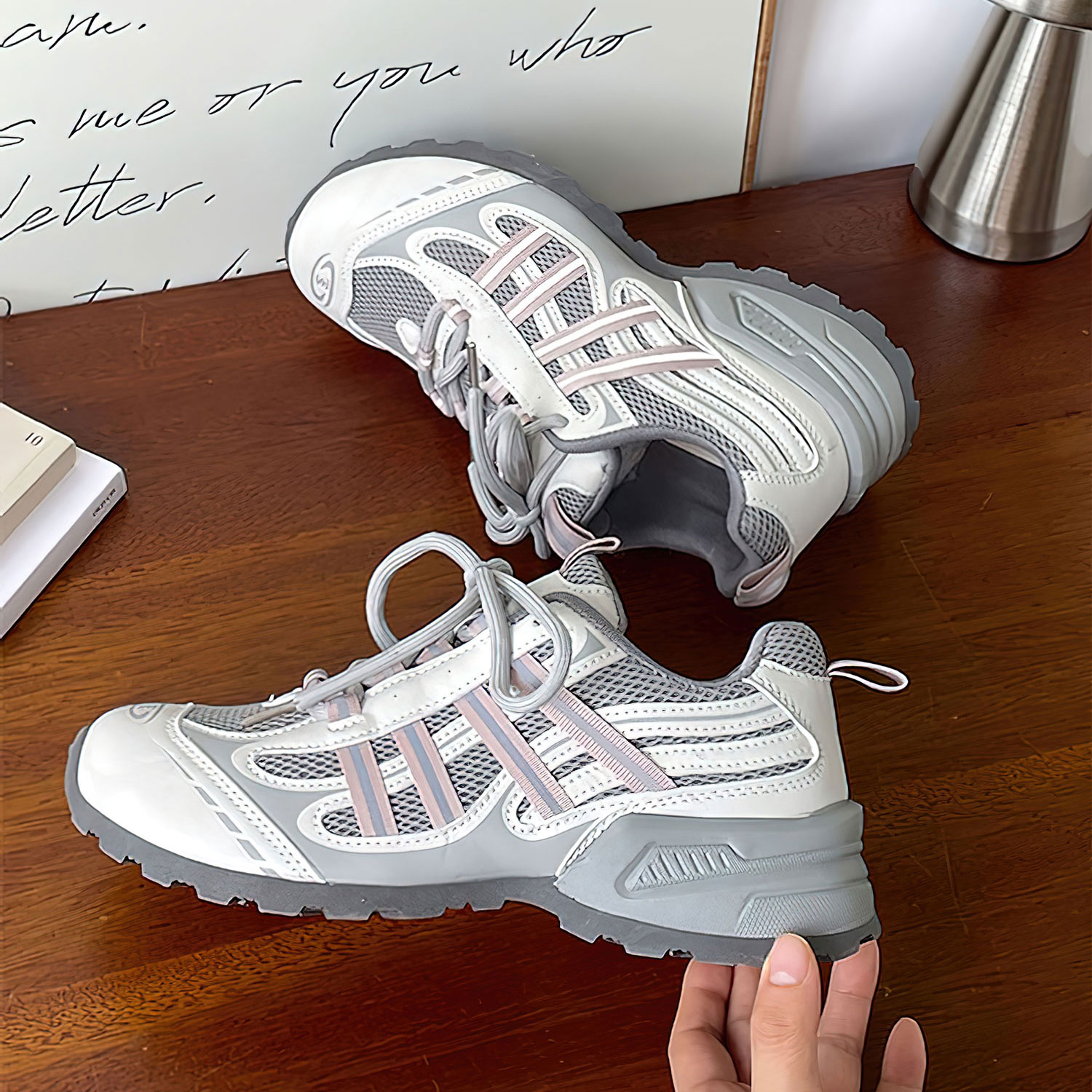 粉色低帮时尚厚底网面休闲款板鞋