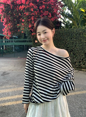 KITTIN韩系休闲条纹雪花一字肩斜肩设计显瘦宽松长袖T恤上衣女春