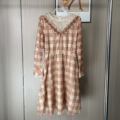 10534撤柜XG撤柜XG碎花连衣裙法式气质雪纺显瘦蕾丝拼接裙子