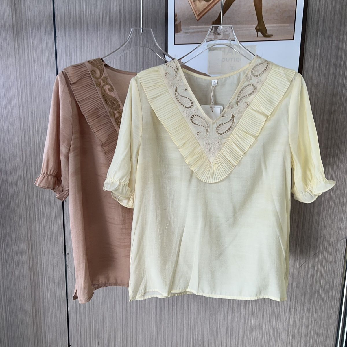 3111品牌撤柜LD夏季夏款V领缕空醋酸短袖衬衫上衣宽松版