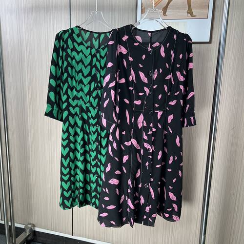 9939品牌撤柜南油货夏季新款修身单排扣连衣裙女薄款中裙子