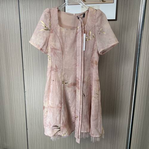 5838撤柜CH夏季新款气质优雅收腰显瘦遮肚超仙洋气轻奢清新连衣裙