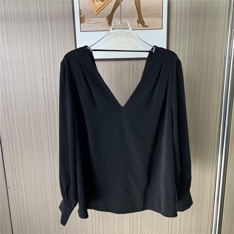31039撤柜ATU时尚设计V领气质上衣