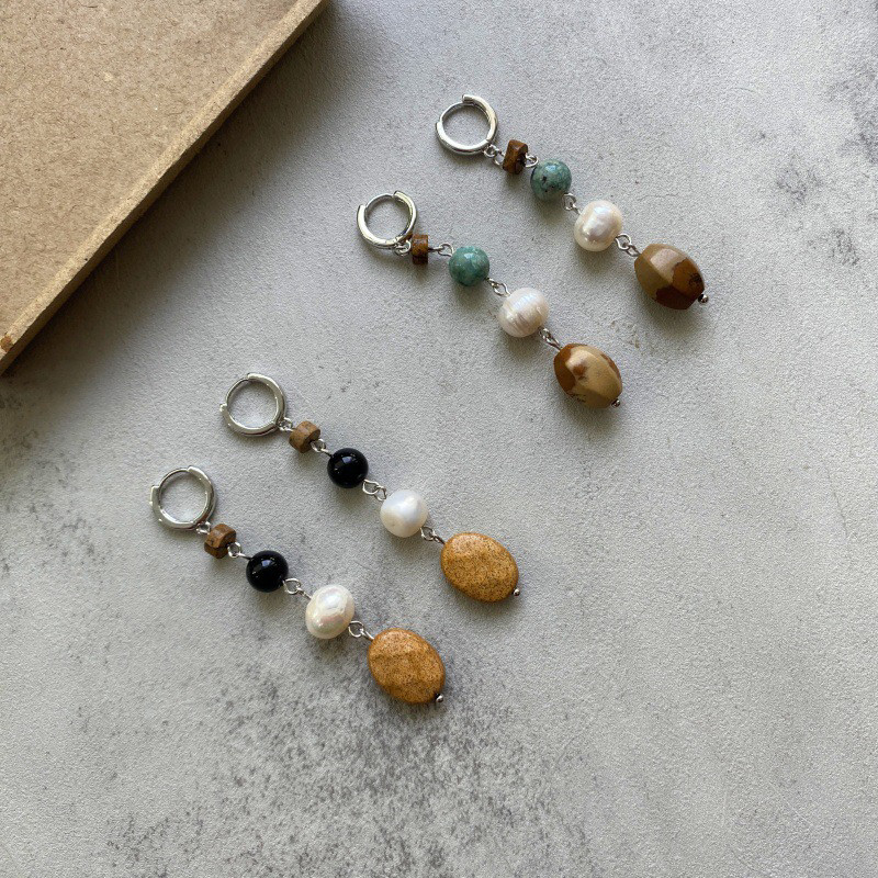 绿洲浅滩沙粒耳环小众轻奢高级感多巴胺彩石珍珠串珠吊坠耳圈耳饰