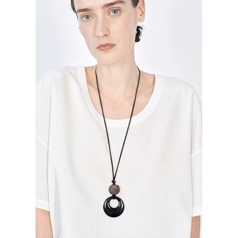 天然黑玛瑙石黑绳项链长款吊坠新中式设计高级感夏季新款配饰品女
