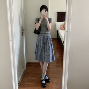 韩系ins风休闲运动套装女夏季正肩短袖立体花朵格纹半身裙两件套