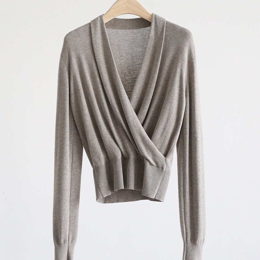 小腰精交叉V领经羊毛针织打底衫