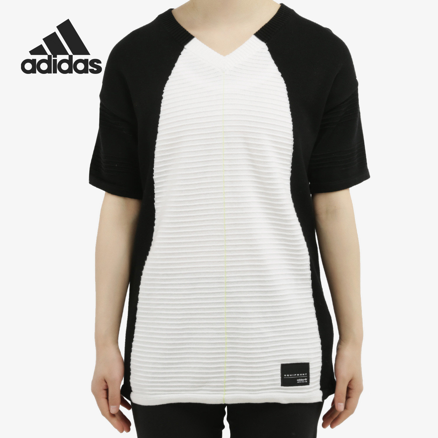 Adidas/阿迪达斯正品三叶草系列新款女休闲运动短袖T恤CE3788
