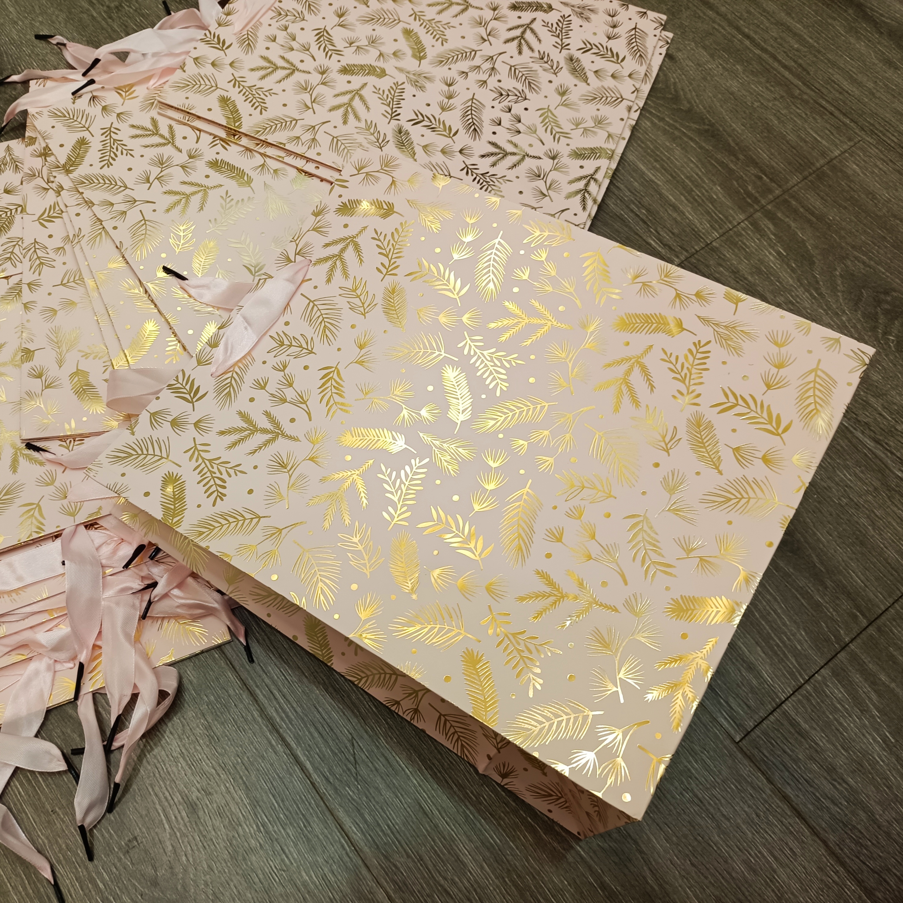 订单库存竖版大号粉底烫金礼品包装手提袋环保购物袋纸袋子