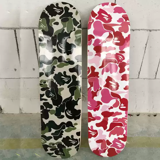 Maple Wood Skateboard Trendy Brand Decoration Professional Double Kick Skateboard Deck Wall Hanging Decoration for Beginners