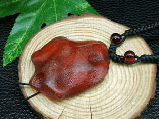 纯天然琥珀金珀原石带皮 琥珀蜜蜡天然吊坠料 假一罚十 产地直销