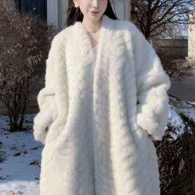 欧港妮中长款皮草大衣