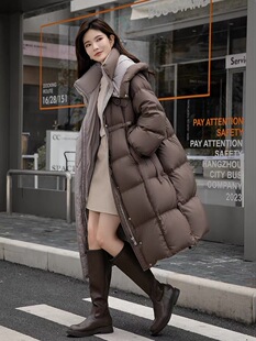 10/2 中长款90白鸭绒拼色连帽茧型羽绒服