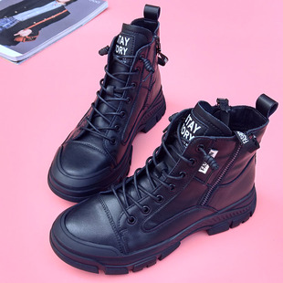 春秋大码女靴40-43短靴真皮马丁靴41 42码显脚小特大号女鞋子新款