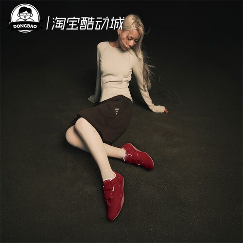 阿迪达斯女子运动长袖T恤