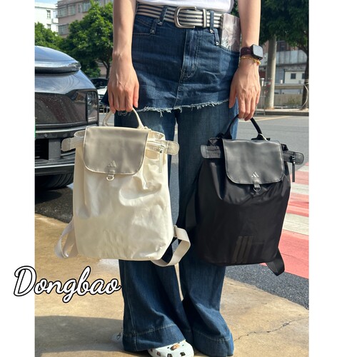 轻自重休闲通勤运动双肩背包