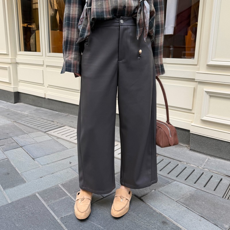 气质通勤老钱风九分简约皮裤